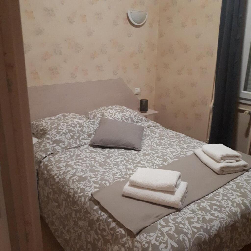 Hotel Restaurant Le Centre Comblanchien Kültér fotó